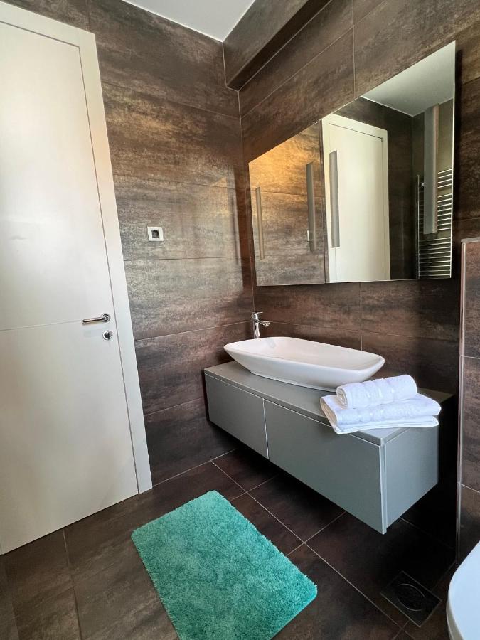 Luxury Laurus Penthouse With Awesome Sea View Apartment Primošten Exterior foto